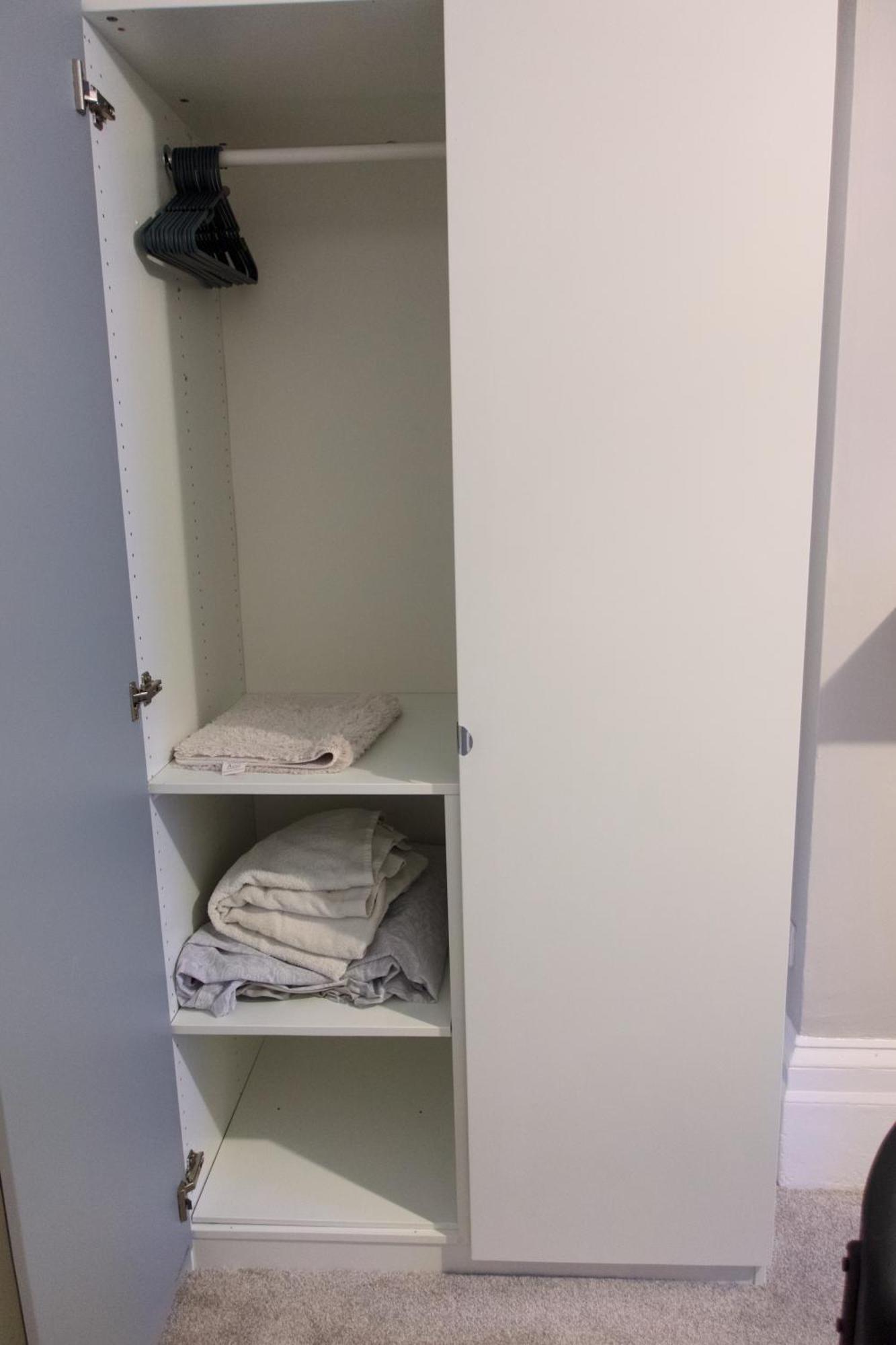 1 Bedroom Apartment - The Opal Челтнъм Екстериор снимка